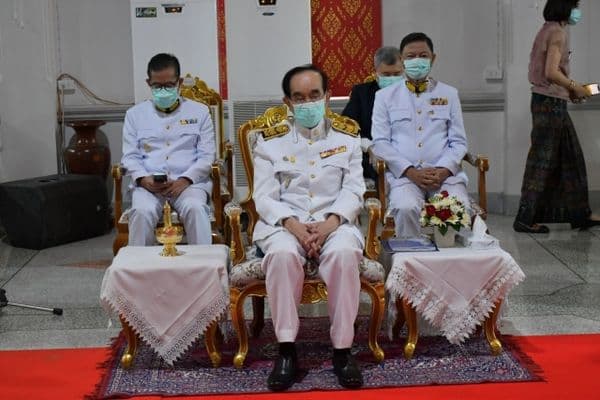 ภาพประกอบข่าว ลำดับที่ 2 จาก ร่วมพิธีถวายผ้าพระกฐินพระราชทาน ณ วัดมณีสถิตกปิฏฐาราม