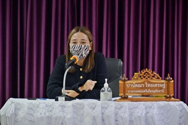 ภาพประกอบข่าว ลำดับที่ 2 จาก ประชุมเตรียมการจัดงานประเพณีลอยกระทง ประจำปี 2564