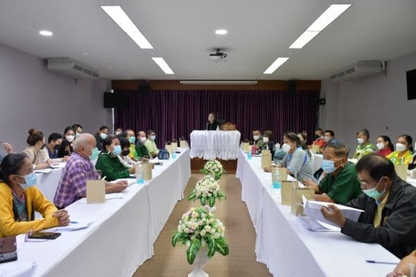 ภาพประกอบข่าว ลำดับที่ 7 จาก ประชุมเตรียมการจัดงานประเพณีลอยกระทง ประจำปี 2564