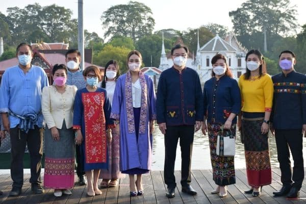 ภาพประกอบข่าว ลำดับที่ 2 จาก ร่วมประชาสัมพันธ์ลอยกระทงวิถีใหม่ สืบสานวัฒนธรรมไทย