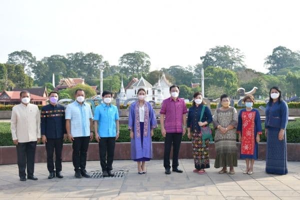 ภาพประกอบข่าว ลำดับที่ 14 จาก ร่วมประชาสัมพันธ์ลอยกระทงวิถีใหม่ สืบสานวัฒนธรรมไทย