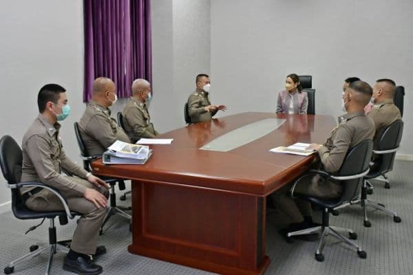 ภาพประกอบข่าว ลำดับที่ 1 จาก ร่วมประชุมวางแผนการประชาสัมพันธ์ความร่วมมือระหว่างตำรวจและองค์กรปกครองส่วนท้องถิ่น เกี่ยวกับโครงการ “Smart Safety Zone 4.0”