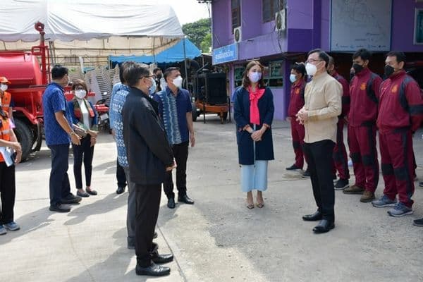 ภาพประกอบข่าว ลำดับที่ 4 จาก ตรวจเยี่ยมการเตรียมความพร้อมรับมืออัคคีภัยในเขตเทศบาลเมืองอุทัยธานีของงานป้องกันและบรรเทาสาธารณภัย