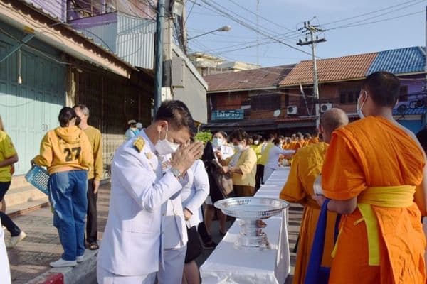 ภาพประกอบข่าว ลำดับที่ 1 จาก กิจกรรมเนื่องในวันคล้ายวันพระบรมราชสมภพ พระบาทสมเด็จพระบรมชนกาธิเบศร มหาภูมิพลอดุลยเดชมหาราช บรมนาถบพิตร วันชาติ และ วันพ่อแห่งชาติ