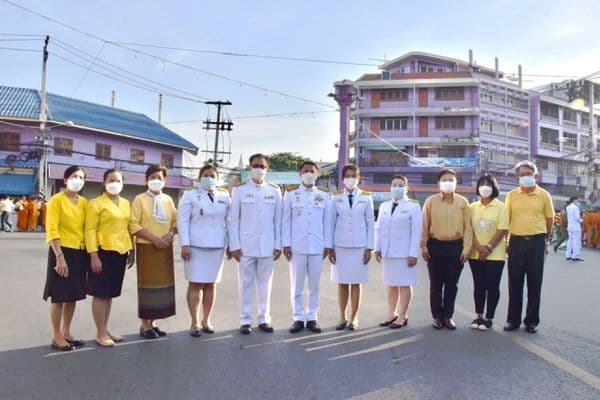 ภาพประกอบข่าว ลำดับที่ 2 จาก กิจกรรมเนื่องในวันคล้ายวันพระบรมราชสมภพ พระบาทสมเด็จพระบรมชนกาธิเบศร มหาภูมิพลอดุลยเดชมหาราช บรมนาถบพิตร วันชาติ และ วันพ่อแห่งชาติ