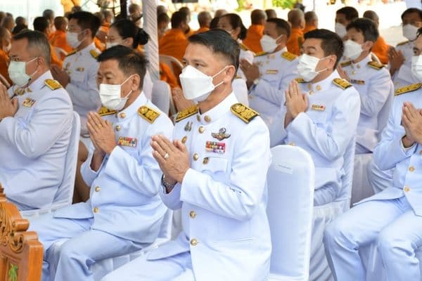 ภาพประกอบข่าว ลำดับที่ 4 จาก กิจกรรมเนื่องในวันคล้ายวันพระบรมราชสมภพ พระบาทสมเด็จพระบรมชนกาธิเบศร มหาภูมิพลอดุลยเดชมหาราช บรมนาถบพิตร วันชาติ และ วันพ่อแห่งชาติ