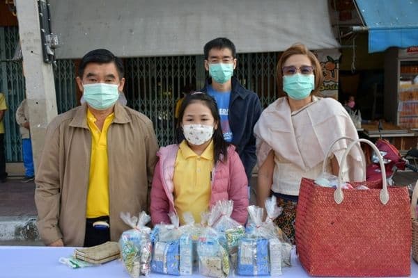 ภาพประกอบข่าว ลำดับที่ 5 จาก กิจกรรมเนื่องในวันคล้ายวันพระบรมราชสมภพ พระบาทสมเด็จพระบรมชนกาธิเบศร มหาภูมิพลอดุลยเดชมหาราช บรมนาถบพิตร วันชาติ และ วันพ่อแห่งชาติ
