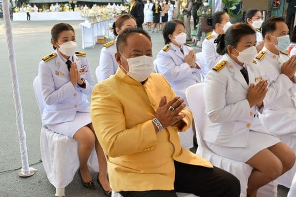 ภาพประกอบข่าว ลำดับที่ 10 จาก กิจกรรมเนื่องในวันคล้ายวันพระบรมราชสมภพ พระบาทสมเด็จพระบรมชนกาธิเบศร มหาภูมิพลอดุลยเดชมหาราช บรมนาถบพิตร วันชาติ และ วันพ่อแห่งชาติ