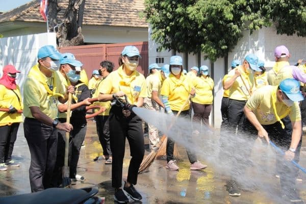 ภาพประกอบข่าว ลำดับที่ 3 จาก กิจกรรม จิตอาสา รู้รักสามัคคี รักษ์สิ่งแวดล้อม พัฒนาคุณภาพชีวิต เนื่องในวันคล้ายวันพระบรมราชสมภพ พระบาทสมเด็จพระบรมชนกาธิเบศร มหาภูมิพลอดุลยเดชมหาราช บรมนาถบพิตร