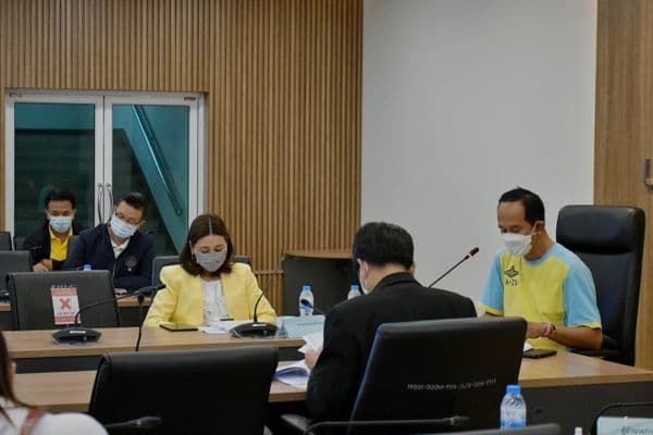 ภาพประกอบข่าว ลำดับที่ 1 จาก ​ร่วมประชุม คณะกรรมการกลั่นกรองโครงการขอรับการสนับสนุนงบประมาณรายจ่าย ประจำปีงบประมาณ พ.ศ.2566