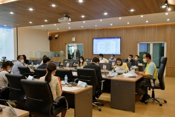 ภาพประกอบข่าว ลำดับที่ 6 จาก ​ร่วมประชุม คณะกรรมการกลั่นกรองโครงการขอรับการสนับสนุนงบประมาณรายจ่าย ประจำปีงบประมาณ พ.ศ.2566