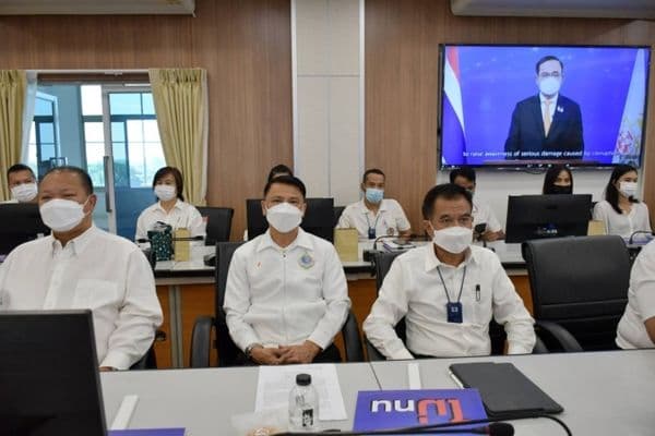 ภาพประกอบข่าว ลำดับที่ 11 จาก วมรับชมการถ่ายทอดสดประกาศเจตนารมณ์ เนื่องในงานวันต่อต้านคอร์รัปชันสากล (ประเทศไทย)