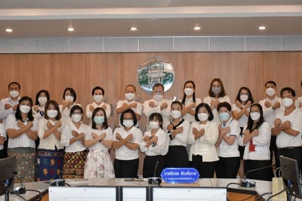 ภาพประกอบข่าว ลำดับที่ 15 จาก วมรับชมการถ่ายทอดสดประกาศเจตนารมณ์ เนื่องในงานวันต่อต้านคอร์รัปชันสากล (ประเทศไทย)
