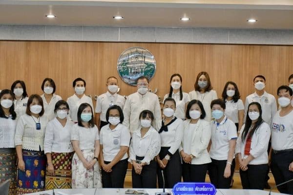 ภาพประกอบข่าว ลำดับที่ 16 จาก วมรับชมการถ่ายทอดสดประกาศเจตนารมณ์ เนื่องในงานวันต่อต้านคอร์รัปชันสากล (ประเทศไทย)