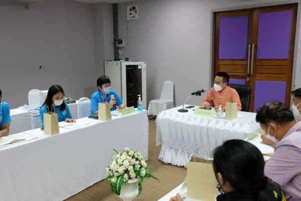 ภาพประกอบข่าว ลำดับที่ 2 จาก ประชุมหารือเตรียมการจัดทำแผนงานโครงการเพิ่มประสิทธิภาพการจัดการขยะมูลฝอยแบบศูนย์รวมกำจัดขยะ ระยะที่2 ของจังหวัดอุทัยธานี