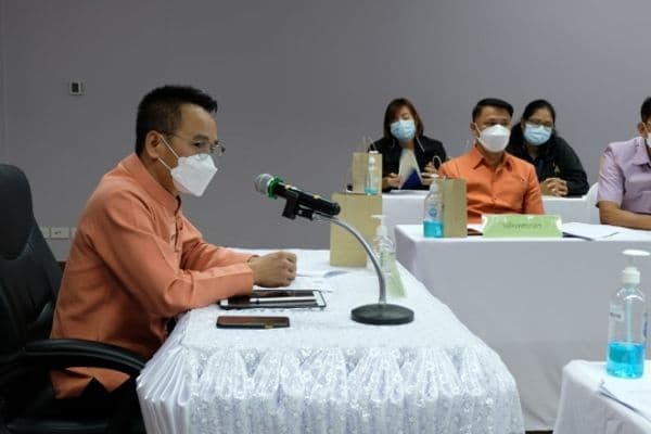 ภาพประกอบข่าว ลำดับที่ 3 จาก ประชุมหารือเตรียมการจัดทำแผนงานโครงการเพิ่มประสิทธิภาพการจัดการขยะมูลฝอยแบบศูนย์รวมกำจัดขยะ ระยะที่2 ของจังหวัดอุทัยธานี