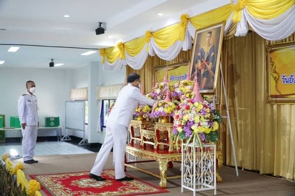 ภาพประกอบข่าว ลำดับที่ 1 จาก กิจกรรมพิธีถวายราชสักการะวันยุทธหัตถีสมเด็จพระนเรศวรมหาราช และและกิจกรรมจิตอาสาทำธนาคารน้ำใต้ดิน