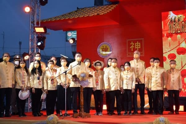ภาพประกอบข่าว ลำดับที่ 3 จาก งานประเพณีแห่เจ้าพ่อเจ้าแม่เมืองอุทัยธานี ประจำปี 2564-2565
