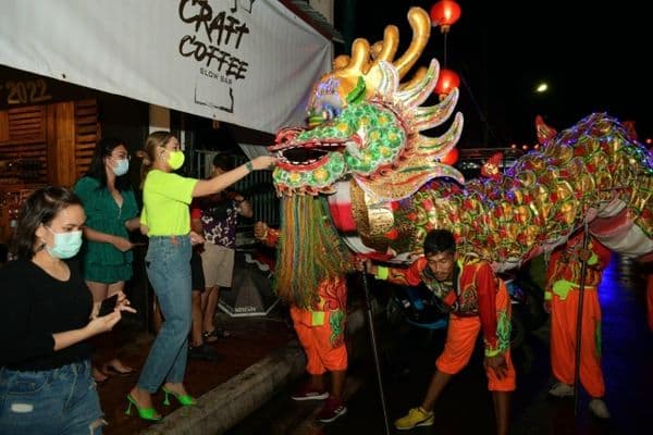 ภาพประกอบข่าว ลำดับที่ 19 จาก งานประเพณีแห่เจ้าพ่อเจ้าแม่เมืองอุทัยธานี ประจำปี 2564-2565