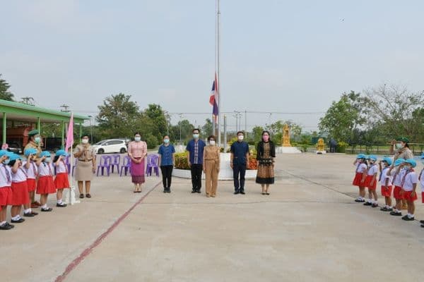 ภาพประกอบข่าว ลำดับที่ 8 จาก พิธีเปิดกิจกรรมโครงการลูกเสือน้อย ประจำปีการศึกษา 2564 ของโรงเรียนเทศบาลบ้านปากกะบาด