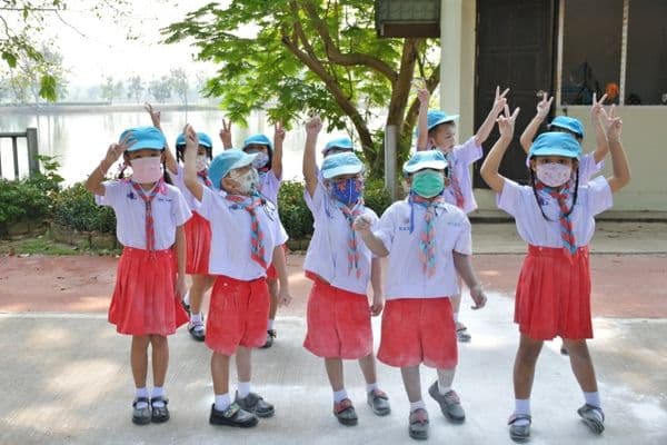 ภาพประกอบข่าว ลำดับที่ 14 จาก พิธีเปิดกิจกรรมโครงการลูกเสือน้อย ประจำปีการศึกษา 2564 ของโรงเรียนเทศบาลบ้านปากกะบาด