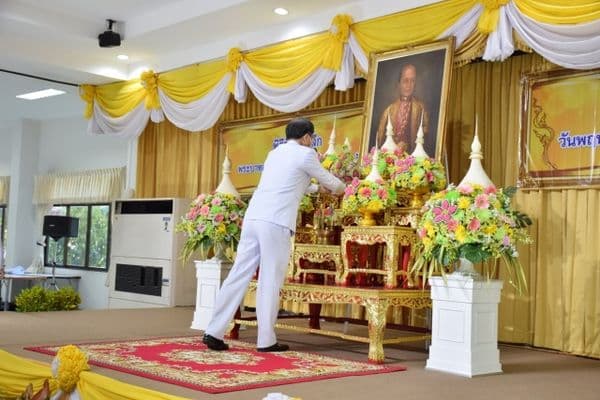ภาพประกอบข่าว ลำดับที่ 3 จาก วันที่ระลึกพระบาทสมเด็จพระพุทธเลิศหล้านภาลัย รัชกาลที่ 2
