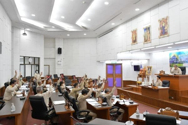 ภาพประกอบข่าว ลำดับที่ 8 จาก ประชุมสภาเทศบาลเมืองอุทัยธานี สมัยสามัญ สมัยแรก ประจำปี 2565