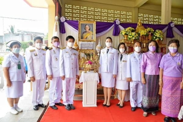 ภาพประกอบข่าว ลำดับที่ 6 จาก ร่วมพิธีสมโภชกระถางธูปพระราชทาน