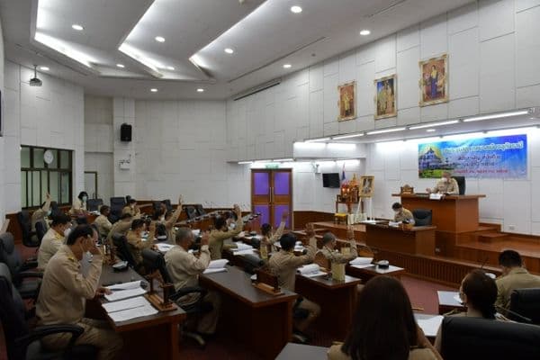 ภาพประกอบข่าว ลำดับที่ 6 จาก เทศบาลเมืองอุทัยธานีประชุมสภาเทศบาลเมืองอุทัยธานี สมัยสามัญ สมัยที่ 2 ประจำปี 2565