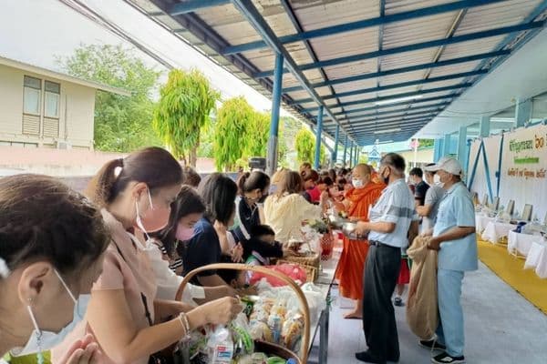 ภาพประกอบข่าว ลำดับที่ 6 จาก ทำบุญครบรอบ 60 ปี โรงเรียนเทศบาลบ้านปากกะบาด
