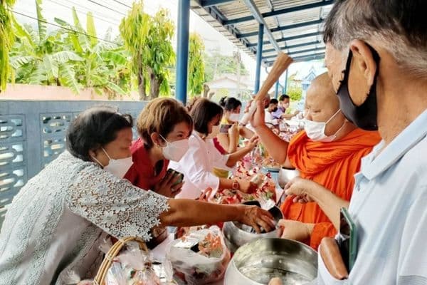 ภาพประกอบข่าว ลำดับที่ 19 จาก ทำบุญครบรอบ 60 ปี โรงเรียนเทศบาลบ้านปากกะบาด