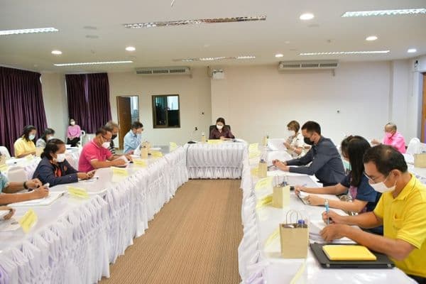 ภาพประกอบข่าว ลำดับที่ 5 จาก ประชุมคณะกรรมการพัฒนาเทศบาลเมืองอุทัยธานี