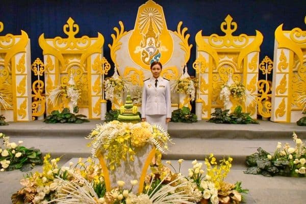 ภาพประกอบข่าว ลำดับที่ 1 จาก บันทึกเทปถวายพระพรชัยมงคล พระบาทสมเด็จพระปรเมนทรรามาธิบดีศรีสินทรมหาวชิราลงกรณ พระวชิรเกล้าเจ้าอยู่หัว
