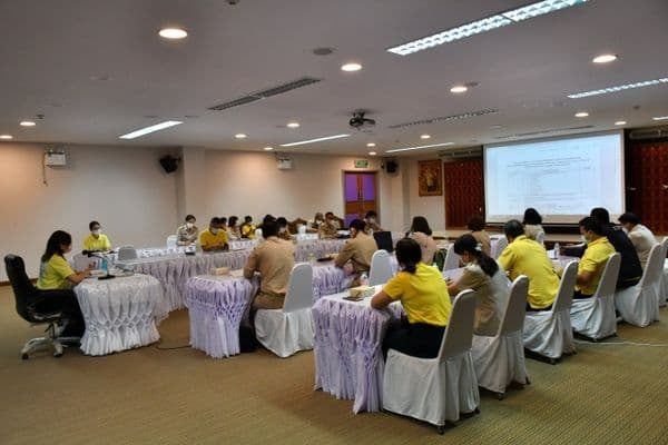 ภาพประกอบข่าว ลำดับที่ 2 จาก การประชุมเตรียมการจัดกิจกรรมเปิดตัวโครงการ ปวงประชา ร่วมใจ คืนน้ำใสให้แผ่นดิน ภายใต้โครงการและกิจกรรมเฉลิมพระเกียรติ