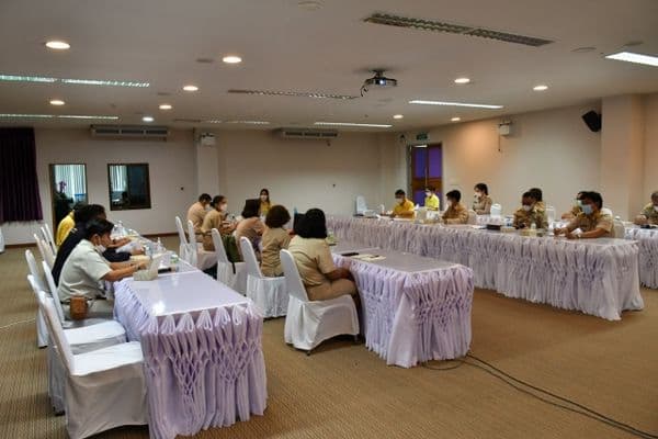 ภาพประกอบข่าว ลำดับที่ 1 จาก การประชุมเตรียมการจัดกิจกรรมเปิดตัวโครงการ ปวงประชา ร่วมใจ คืนน้ำใสให้แผ่นดิน ภายใต้โครงการและกิจกรรมเฉลิมพระเกียรติ