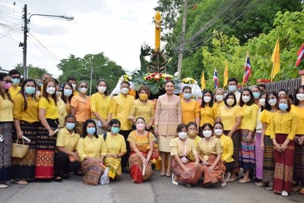 ภาพประกอบข่าว ลำดับที่ 1 จาก เทศบาลเมืองอุทัยธานีจัดงานประเพณีแห่เทียนพรรษา เนื่องในวันเข้าพรรษา ประจำปี 2565