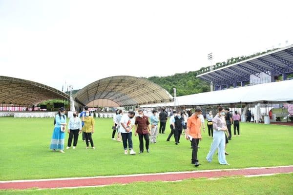 ภาพประกอบข่าว ลำดับที่ 4 จาก ประชุมเตรียมความพร้อมและลงดูพื้นที่งานประชุมวิชาการกัญชาทางการแพทย์