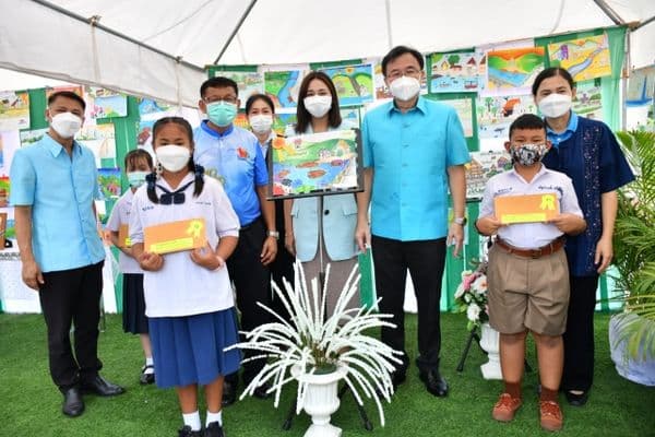 ภาพประกอบข่าว ลำดับที่ 1 จาก กิจกรรมปวงประชาร่วมใจ คืนน้ำใสให้แผ่นดิน ภายใต้โครงการและกิจกรรมเฉลิมพระเกียรติสมเด็จพระนางเจ้าสิริกิต์ พระบรมราชินีนาถ พระบรมราชชนนีพันปีหลวง